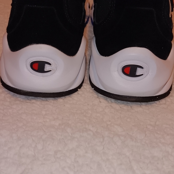 Champion "Rally Pro" slip on sneakers with elastic Champion logo. - Picture 8 of 8